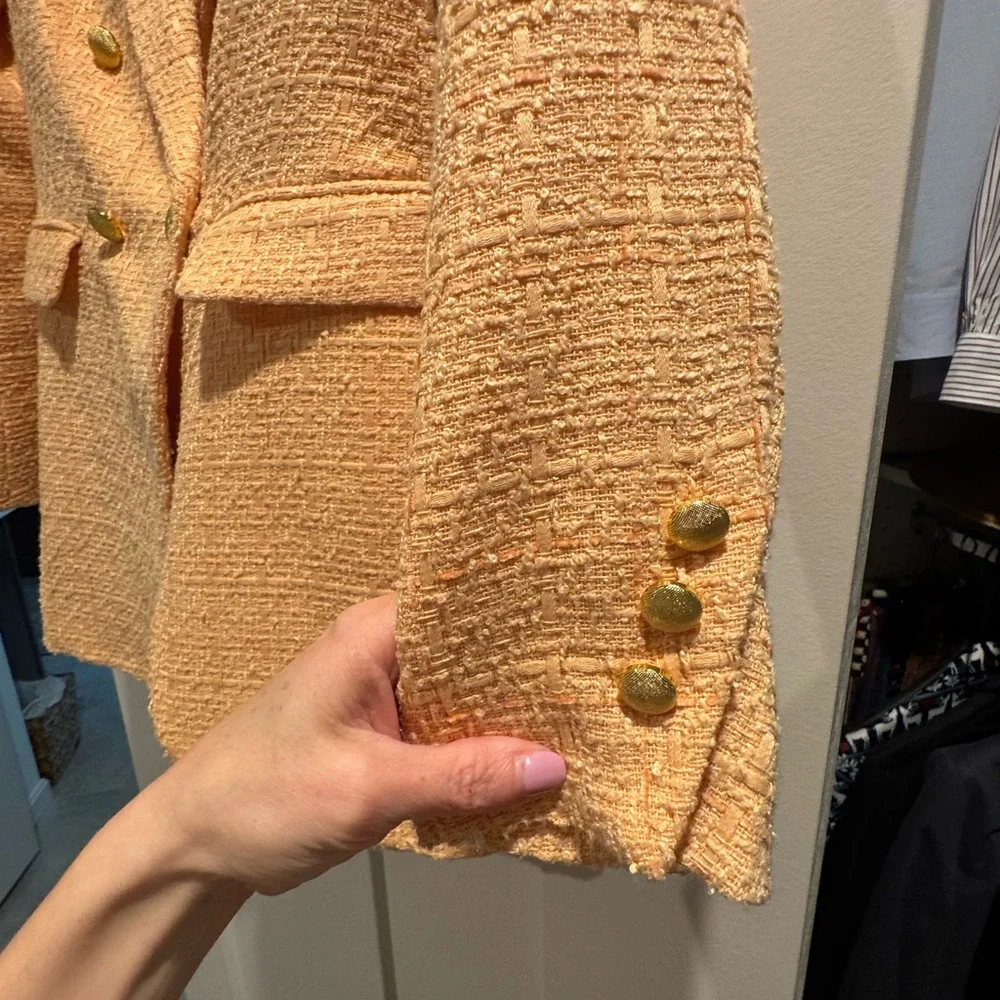 Elegant Women's Blazer in Peach by Jason Wu - Picture 4 of 6